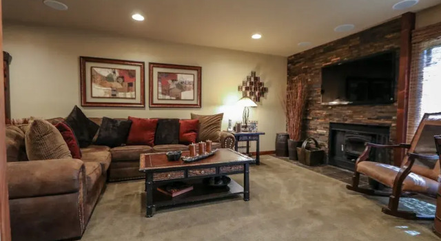 Номер Standard Snowcreek II 269 Pet-Friendly, Remodeled, On the Snowcreek Meadow by RedAwning