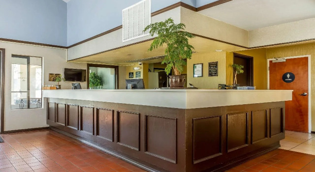 Quality Inn & Suites Vacaville, จอง โรงแรม Vacaville San Francisco Bay Area