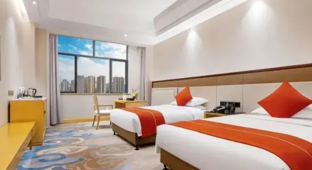 Двухместный номер Deluxe Planet International Hotel (Jingmen Duodao Wanda Branch)