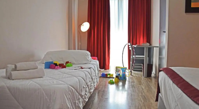 Трёхместный номер Standard Hotel SantElia