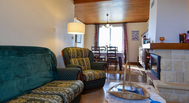 Classic Holiday Home in Saint Nic-Pentrez with Fenced Garden, Rezerwuj Hotel Saint-Nic Bretania