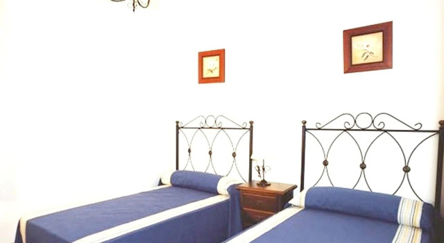 House With 5 Bedrooms in Carcabuey, With Wonderful Mountain View, Priv, Varaa Hotelli Carcabuey Madrid