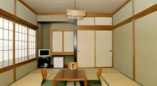 Ryokan Seifuso, Забронировать Отель Недорогие отели Мацумото, рядом с Спортивная арена города Мацумото, недорого