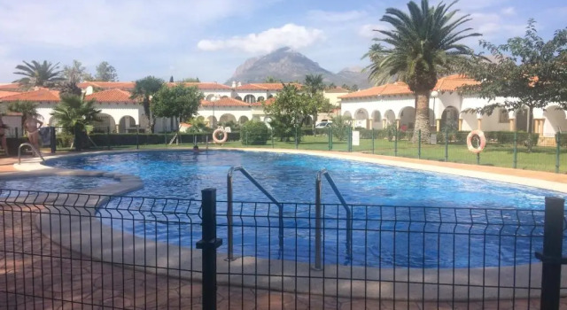 Casas Blancas Bungalow 45
