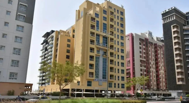 Bachelor Partition Room in Barsha Height, Забронировать Апартаменты/квартира Недорогие отели Теком, недорого