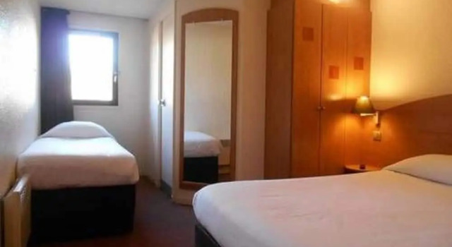 Mondhotel Chelles