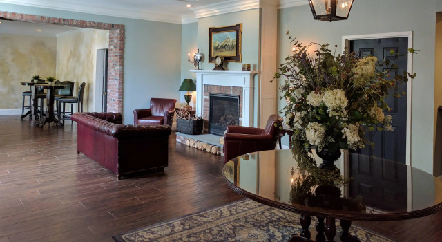 The Century House, Ascend Hotel Collection, Prenota Hotel Latham Hudson Valley
