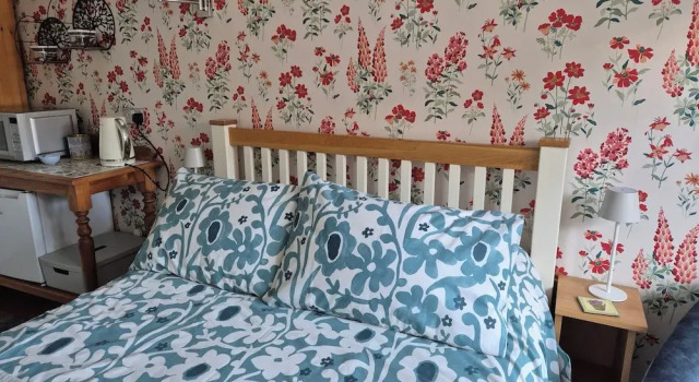 Flower Garden Studio in Sheringham- Cycle Friendly, Забронировать Отель Отели Англии 3 звезды, 3*