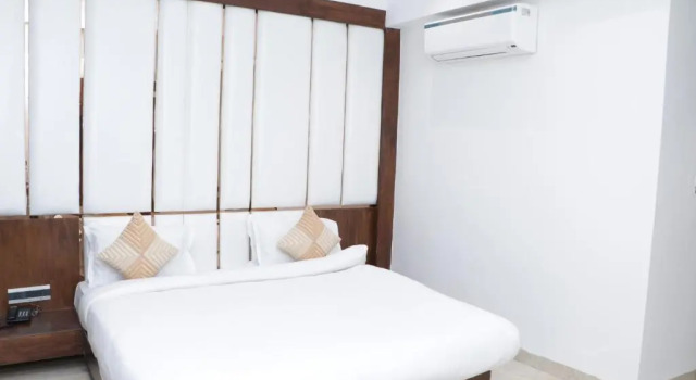 Номер Standard Hotel Samdariya Gold - Rewa