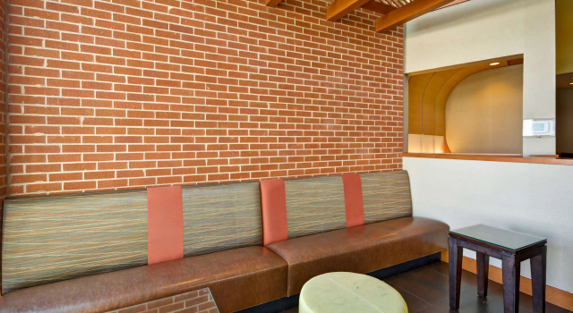 Hyatt Place Chicago - Naperville/Warrenville, Varaa Hotelli Naperville Chicago