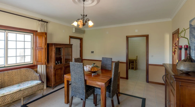 Cozy Cottage With Swimming Pool, Varaa Lomakoti Huvilat kohteessa Norte Region, Villa