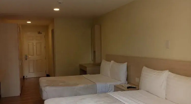 Четырёхместный номер Superior с видом на город Olive Town Center and Hotel