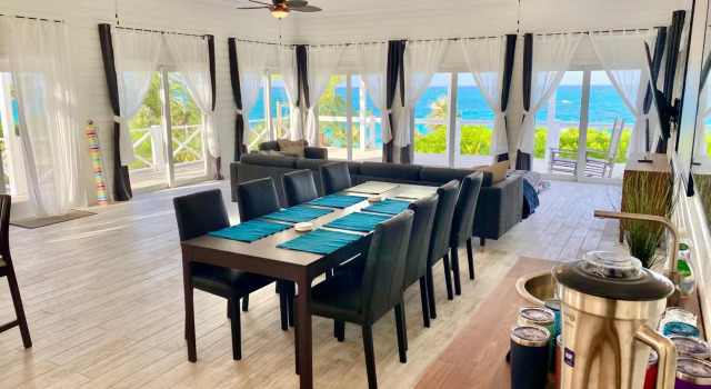Beach Cottages on pink sand beach, up to 10 Guests