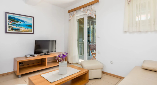 Mare 8, Varaa Hotelli Hotellit Kvarner Islands uima-altaalla, Uima-allas