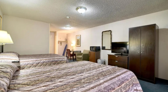 Двухместный номер Standard с частичным видом Roosevelt Inn & Suites Saratoga Springs