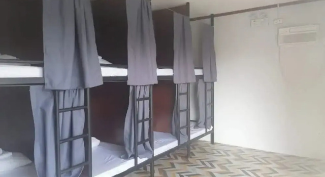 Avila's Hostel Moalboal near Beach
