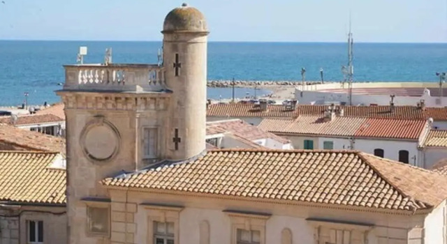 Mas Trinita Gîte équestre en Camargue, Varaa Hotelli Arles 
