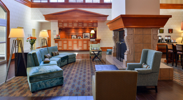 Hampton Inn & Suites by Hilton Calgary University NW, Book Hotel Beltline Calgary, near Foothills Athletic Park
