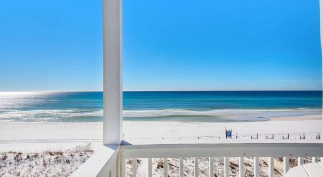 Pointe of View