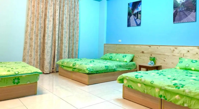 Семейный люкс с балконом Mei Tai Guest House