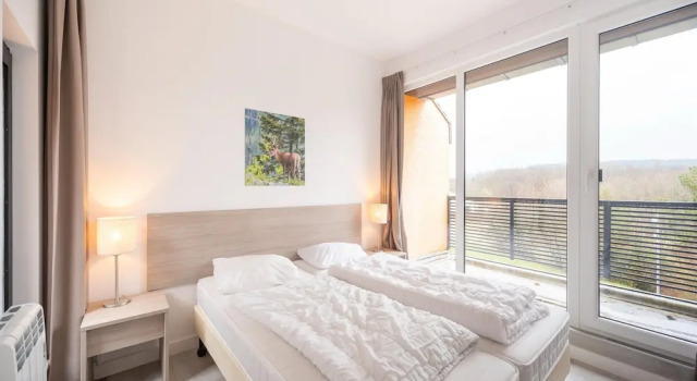 Коттедж Comfort с 3 комнатами Nature Retreat in Hambachtal Holiday Park