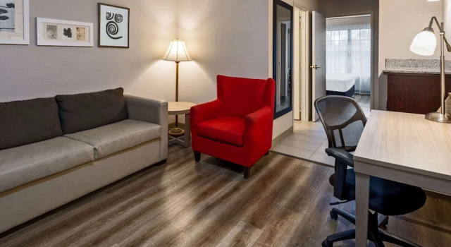 Люкс c 1 комнатой Country Inn & Suites by Radisson, Salisbury, MD