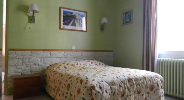 Номер Comfort Hôtel La Caravelle