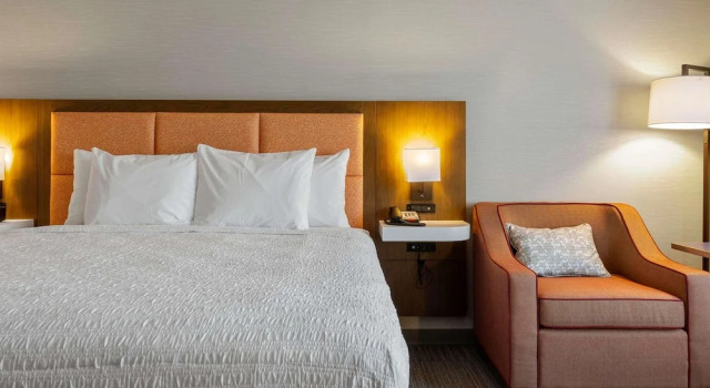 Hampton Inn Colorado Springs Northeast, Забронировать Отель Колорадо-Спрингс Колорадо