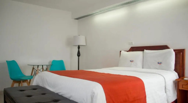 Двухместный номер Standard Hotel Atenas