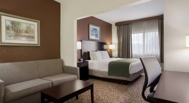 Двухместный люкс Best Western Kendallville Inn