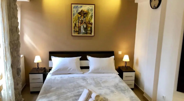 Apartments Feral, Rezerwuj Apartament Hotele w Split-Dalmatia County z parkingiem, Parking