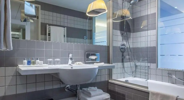 Номер Standard Radisson Blu Hotel Zurich Airport