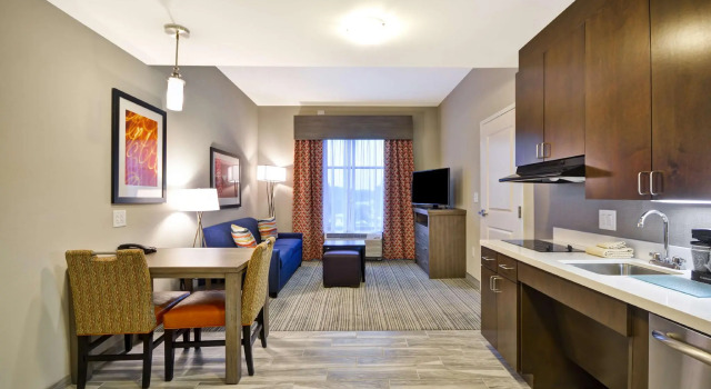 Двухместный люкс Homewood Suites By Hilton Rocky Mount