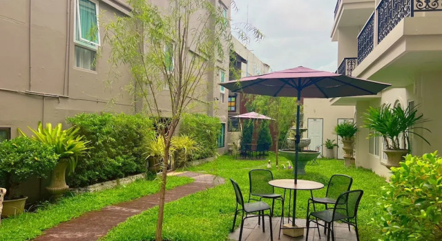 Трёхместный номер Premier Eurana Boutique Hotel