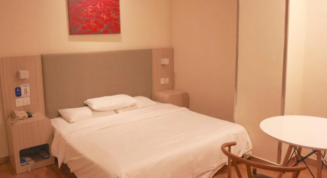 Hanting Hotel Ningbo Baizhang Dong Road
