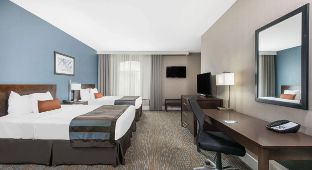 Wingate by Wyndham Niagara Falls, Забронировать Отель Отели Ниагара Фолс 3 звезды, рядом с Круиз Maid of the Mist, 3*