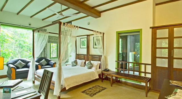 Aanavilasam Luxury Plantation House, Varaa Hotelli SPA-hotellit kohteessa New Delhi, SPA