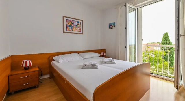 Апартаменты Comfort с 2 комнатами с балконом и с видом на сад Seagull Pool Apartments & Studios