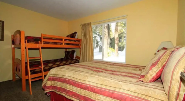 Discovery 4 #151 2 Bedrooms 2 Bathrooms Condo