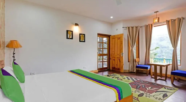 Двухместный номер Deluxe Treebo Vista Lago With Lake View