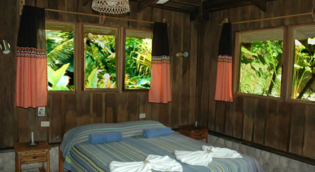 Esquinas Rainforest Lodge, Book Hotel Esquinas 