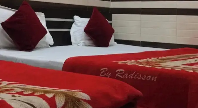 Четырёхместный номер Deluxe с видом на город Hotel Gayatri palace Vrindavan