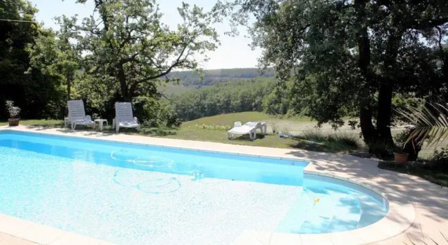 Gite Le Beylier- Iris, Rezerwuj Hotel Grane Drôme