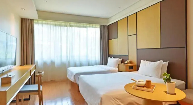 Ji Hotel Qiandao Lake Scenic Area, Rezerwuj Hotel Hotele w Hangzhou z basenem, Basen