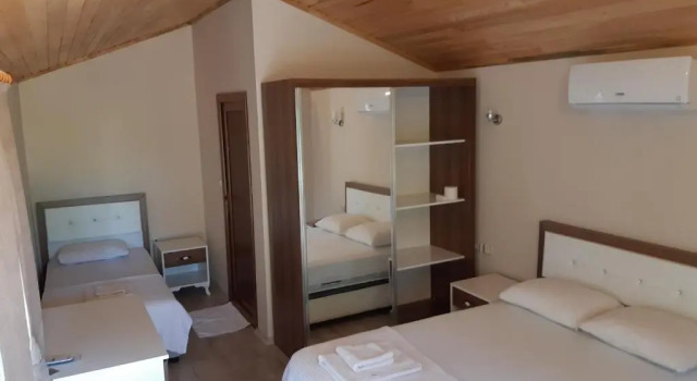 Бунгало Secret Garden Hotel & Bungalows