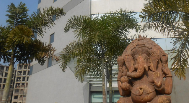 Lemon Tree Hotel, Chinchwad, Pune, Забронировать Отель Отели штата Махараштры 3 звезды, 3*