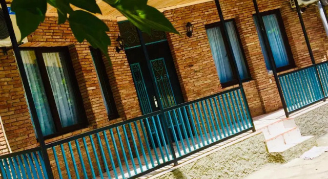 Jani apartments, Забронировать Апартаменты/квартира Чугурети Тбилиси, рядом с Концертный зал Тбилиси