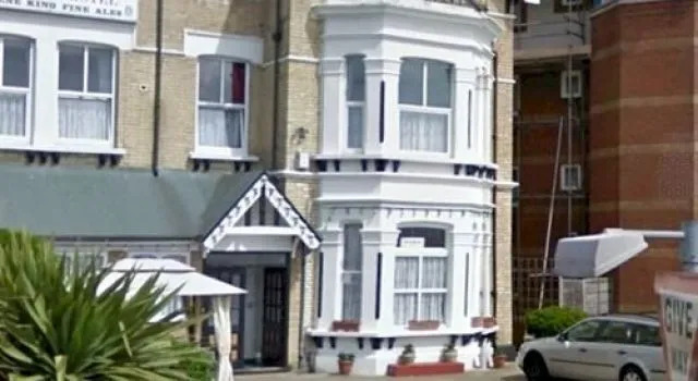Melrose Hotel, Book Hotel Clacton-on-Sea Essex