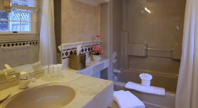 Двухместный номер Deluxe с балконом Pleasant Bay Village Resort