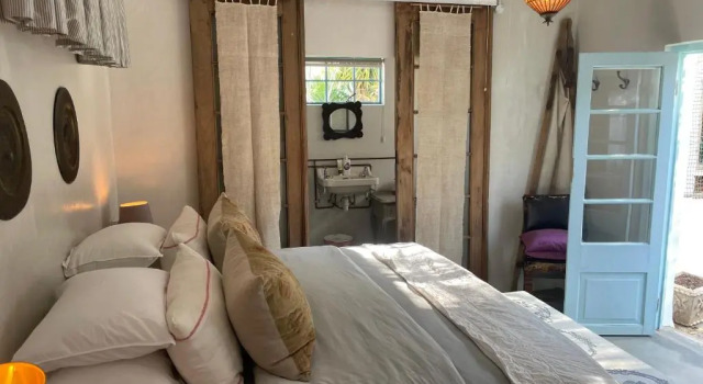 Коттедж c 1 комнатой The Karoo Moon House & Cottage